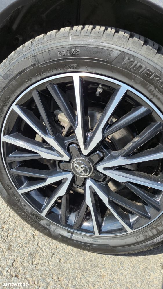 Toyota C-HR 1.8 HSD 4x2 CVT C-lassy - 7