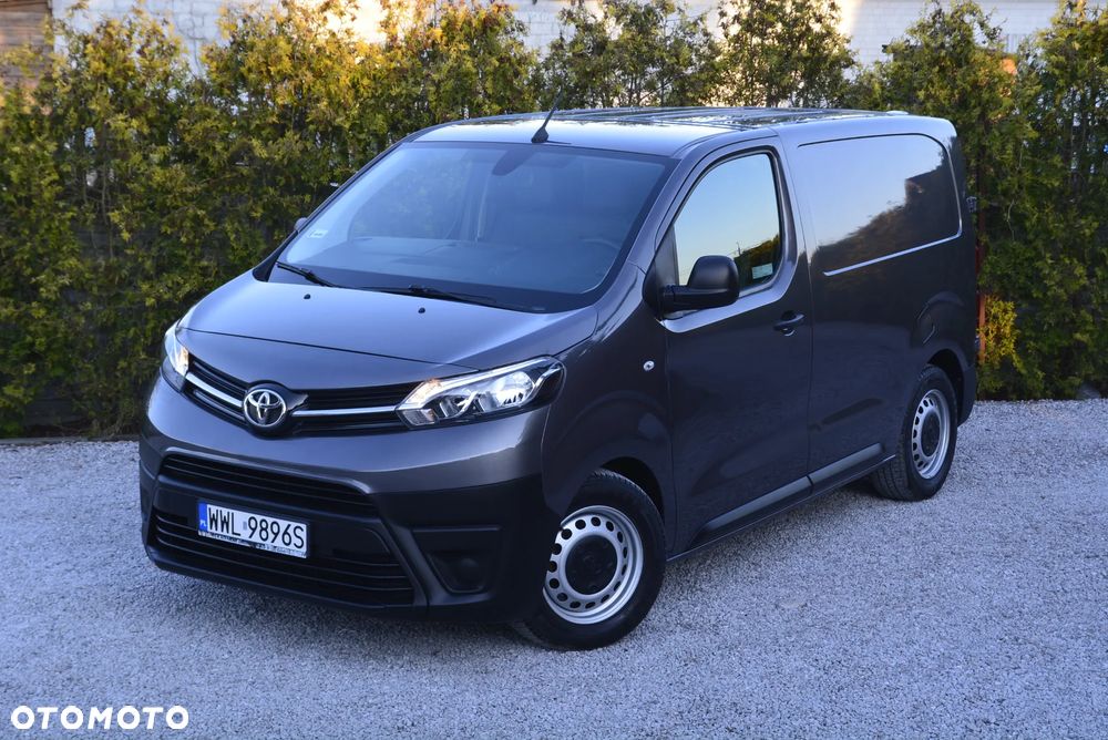 Toyota Proace - 10