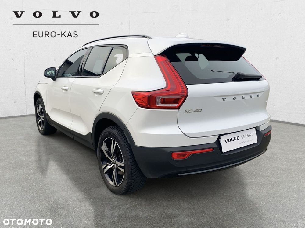 Volvo XC 40 - 8