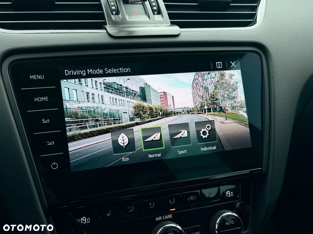 Skoda Octavia 2.0 TSI RS 230 DSG - 19