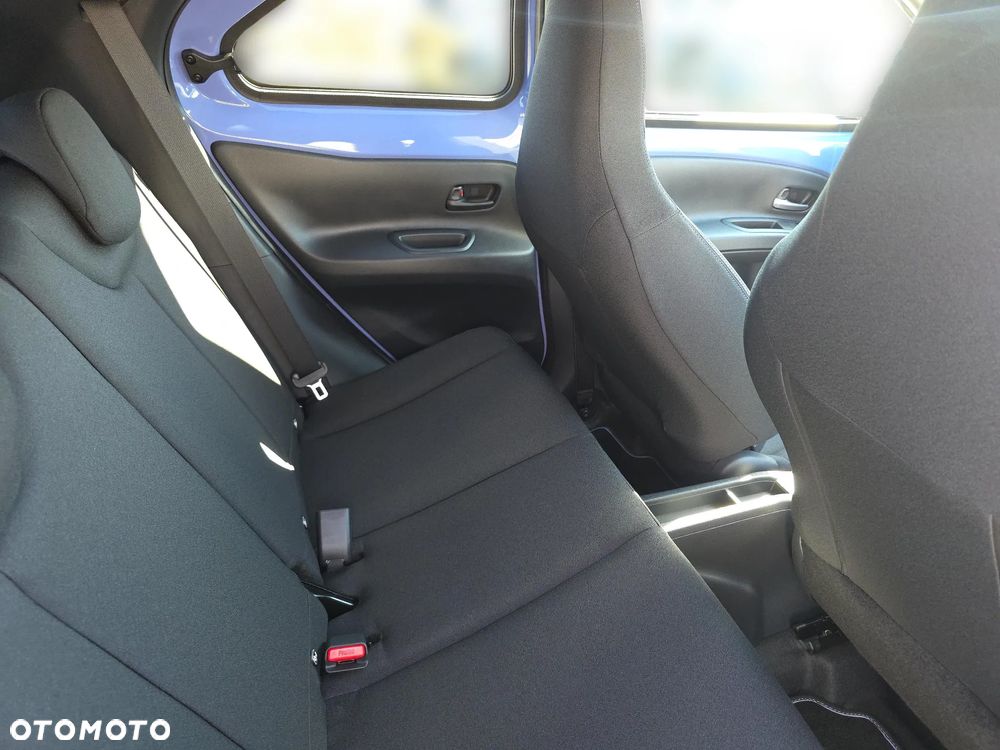 Toyota Aygo X - 10