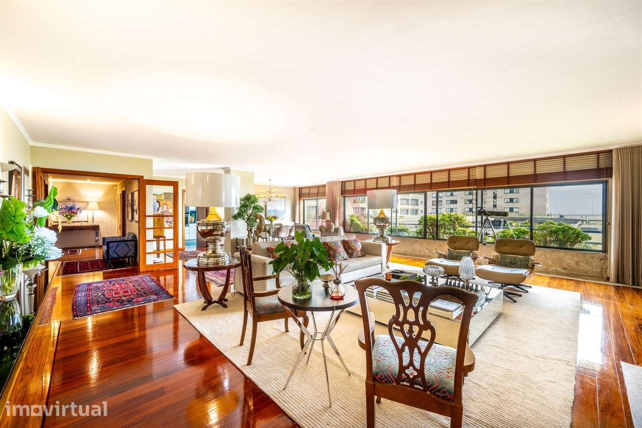 Apartamento T4 de luxo com vistas mar em Leça da Palmeira - Grande imagem: 4/46
