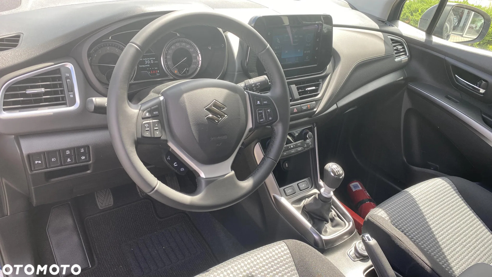 Suzuki SX4 S-Cross - 12