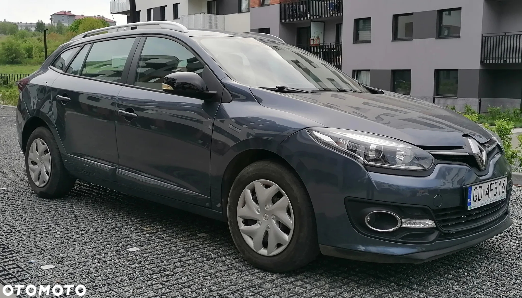 Renault Megane 1.6 16V 110 LIMITED - 8