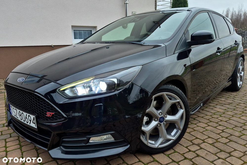 Ford Focus 2.0 TDCi ST - 11