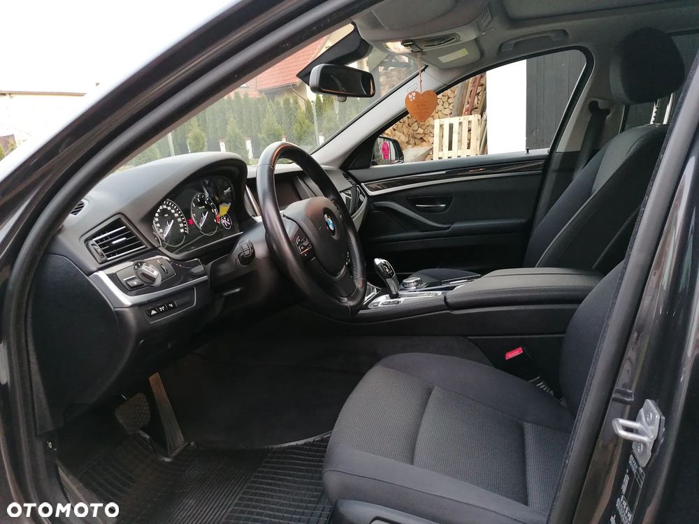 BMW Seria 5 520d Luxury Line - 20