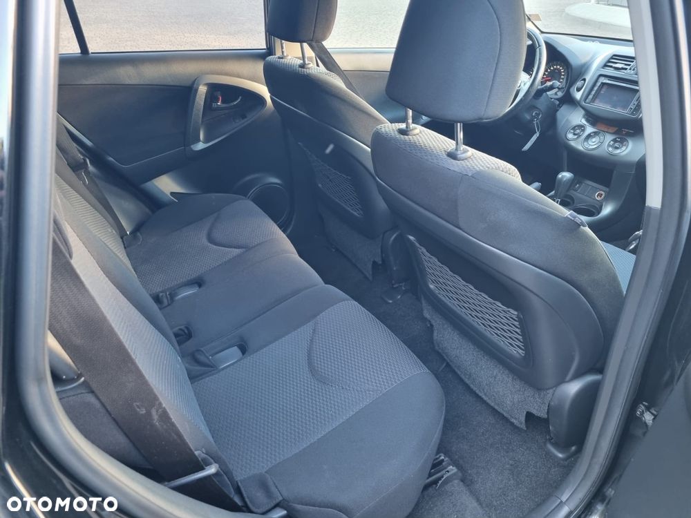 Toyota RAV4 2.2 D-4D 4x4 Automatik Edition S - 17