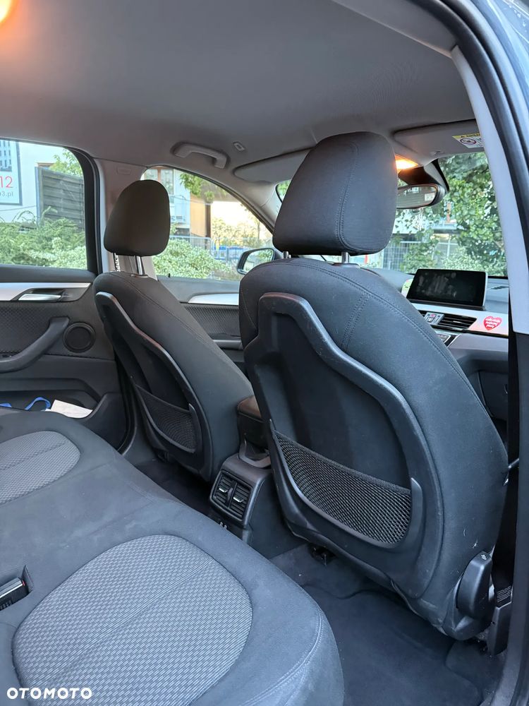BMW X1 xDrive25e Advantage - 10