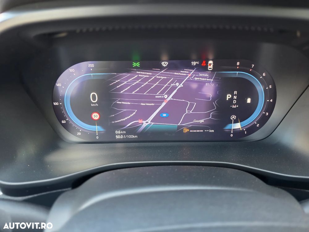 Volvo XC 40 B4 AT8 AWD Mild Hybrid Inscription - 17