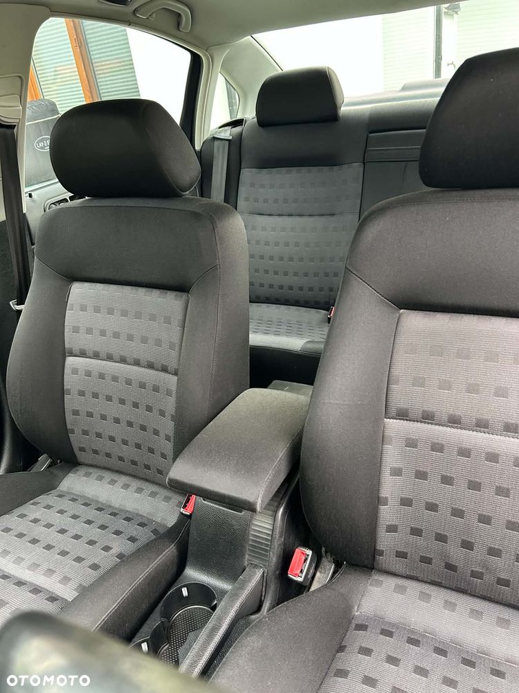 Volkswagen Passat 1.9 TDI Trendline - 7