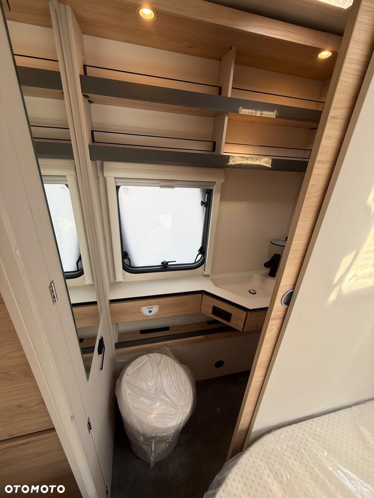 Dethleffs Camper 530 FSK - 21