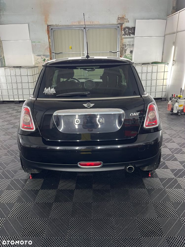 MINI ONE - 6