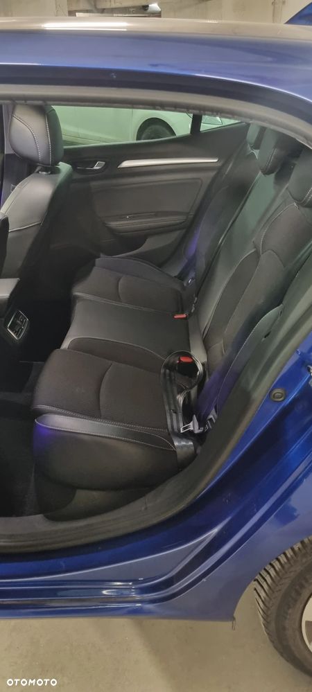 Renault Megane TCe 140 GPF INTENS - 10