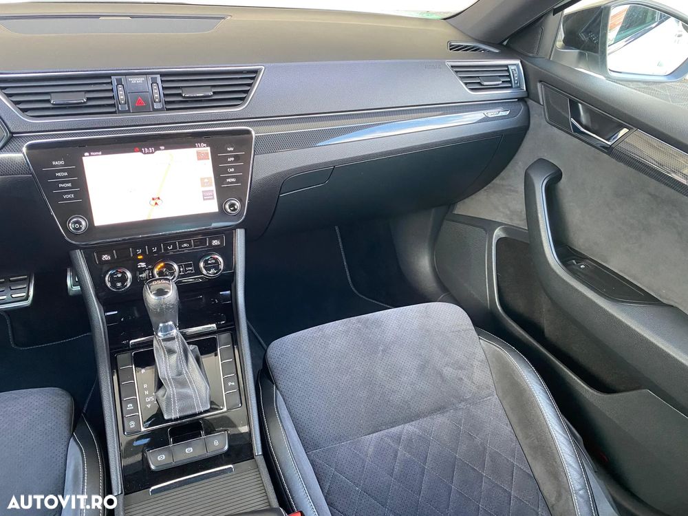 Skoda Superb 2.0 TDI DSG SportLine - 15