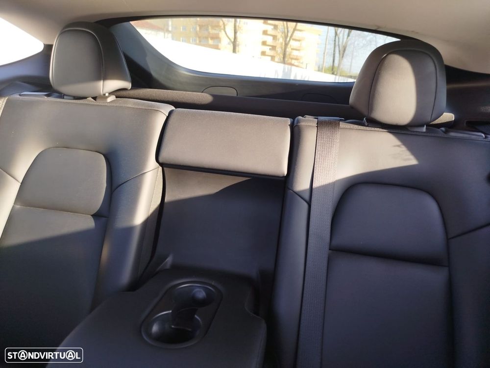 Tesla Model Y RWD - 11