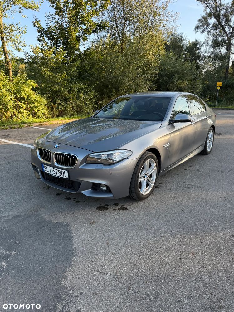 BMW Seria 5 525d xDrive - 4