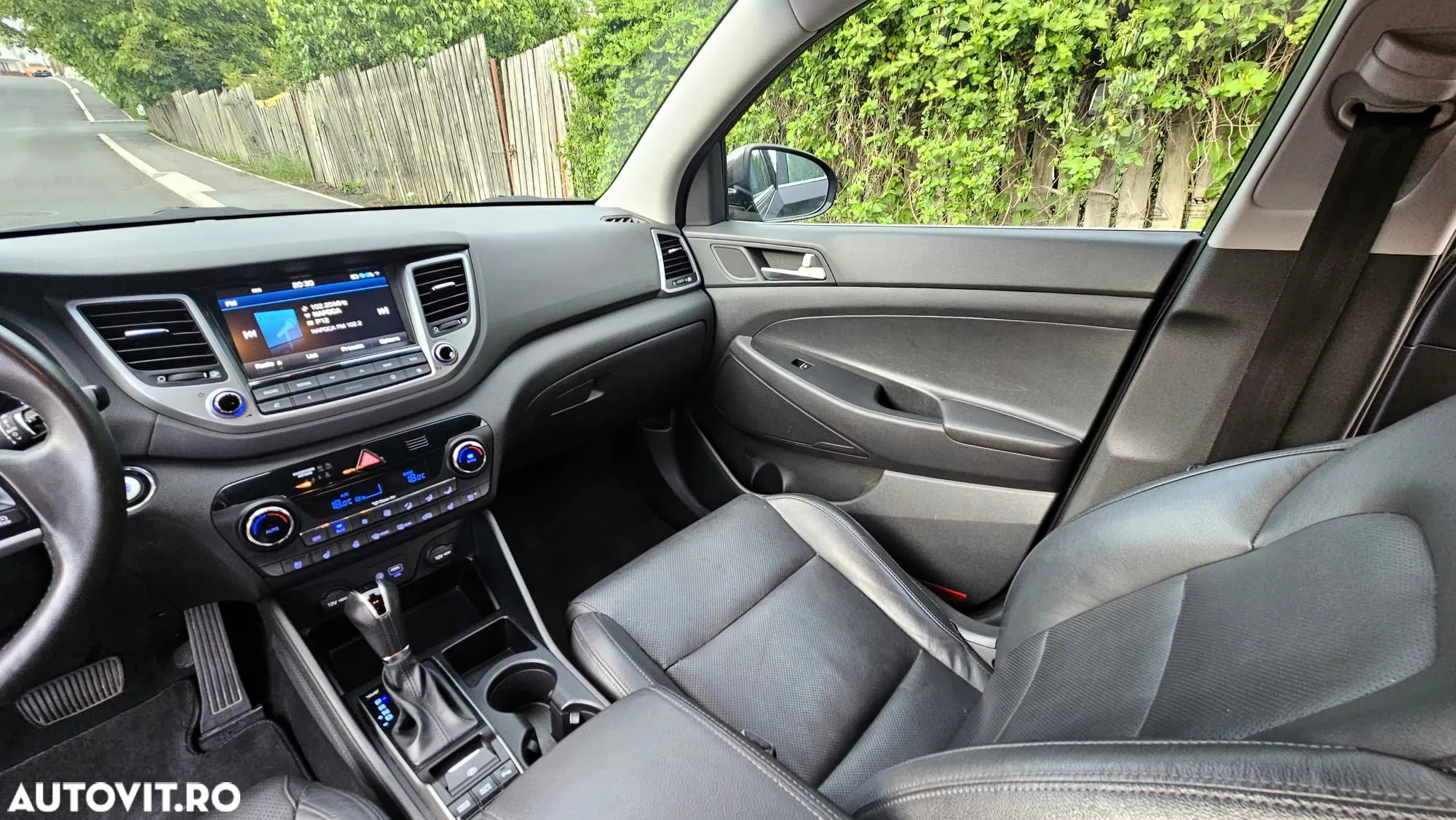 Hyundai Tucson 2.0 CRDI 4WD 6AT Premium+ - 17