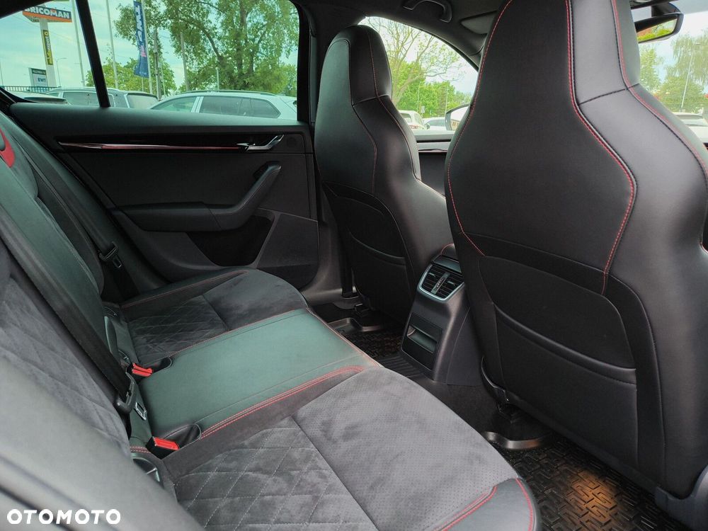 Skoda Octavia 2.0 TSI RS 245 DSG - 21