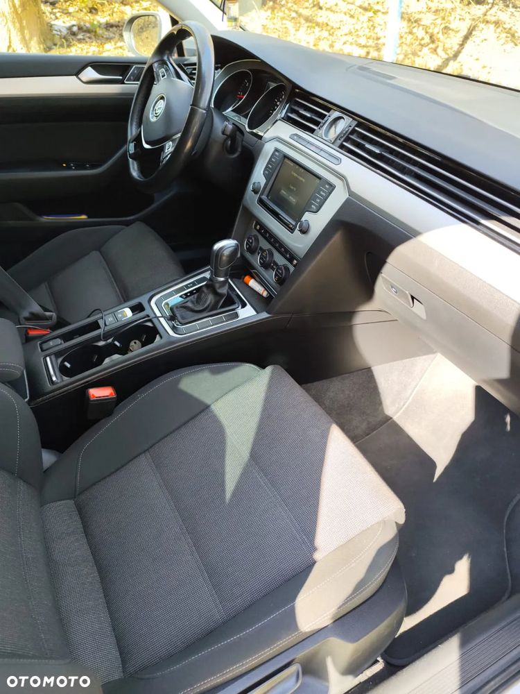 Volkswagen Passat 2.0 TDI BMT Comfortline DSG - 8
