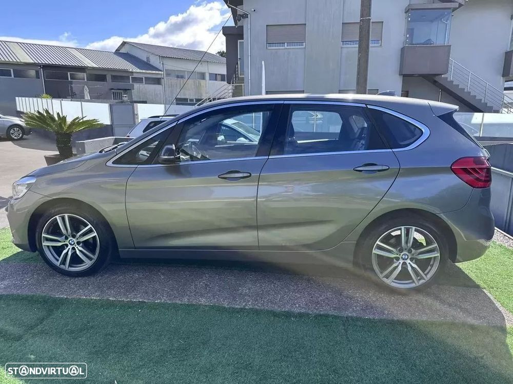BMW 218 Active Tourer d Line Sport - 19