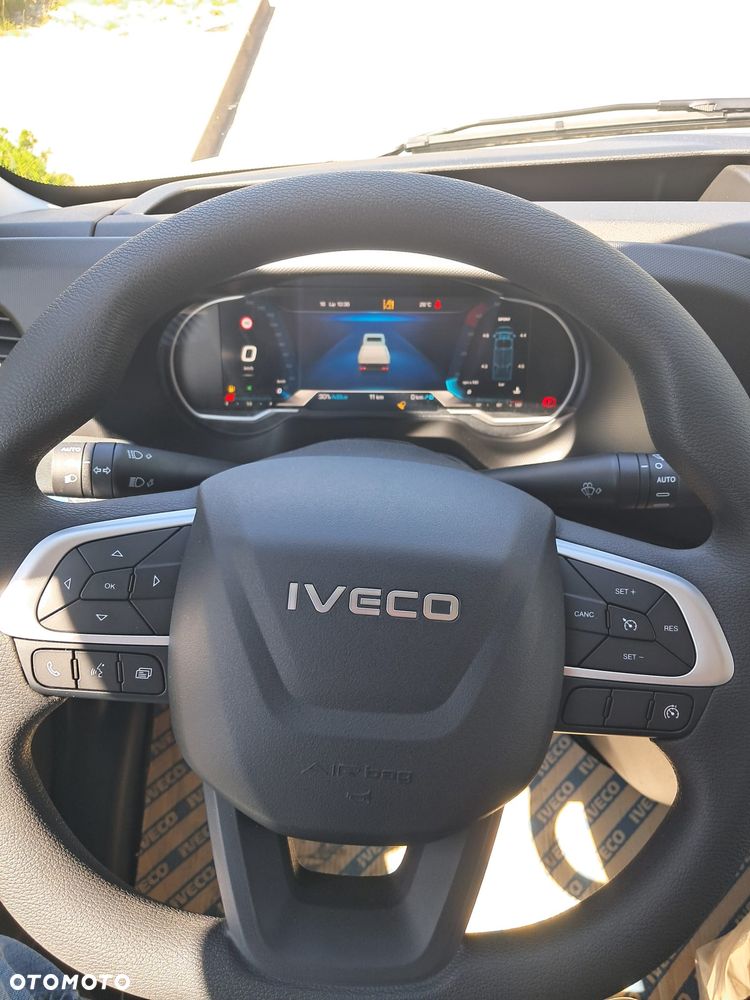 Iveco Daily Izoterma - 26