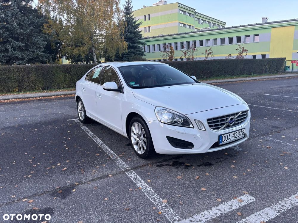 Volvo S60 D3 Momentum - 9
