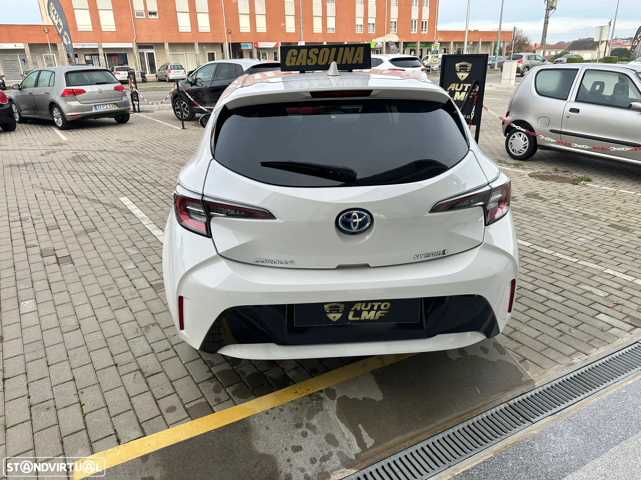 Toyota Corolla 1.8 Hybrid Comfort+P.Sport - 9