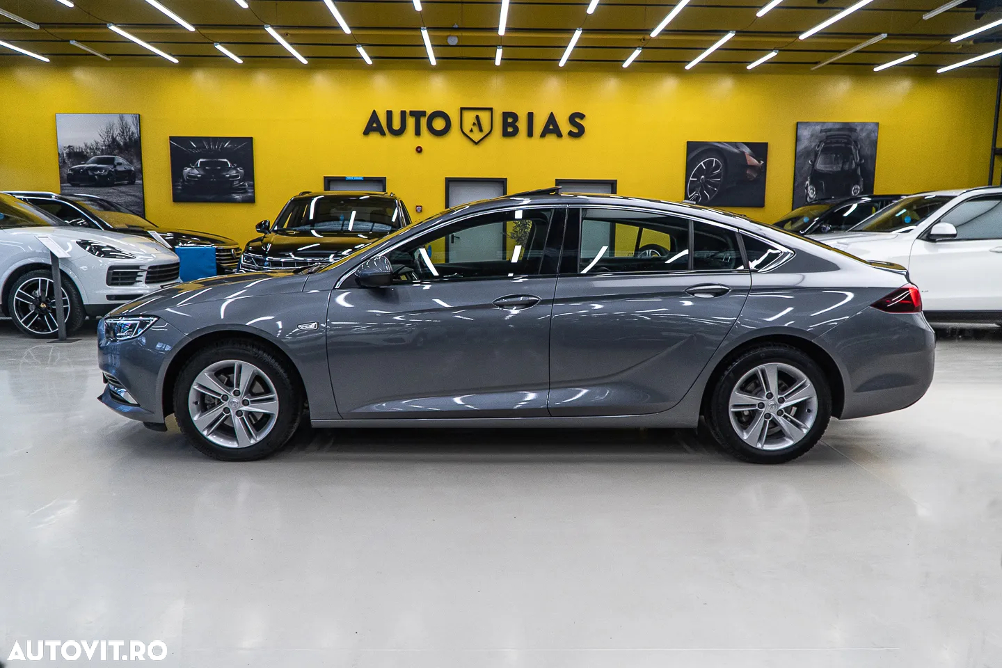Opel Insignia Grand Sport 1.5 Turbo Start/Stop Aut. Innovation - 16