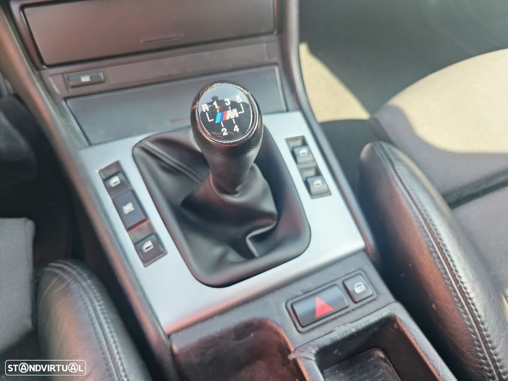 BMW 320 d Touring - 22