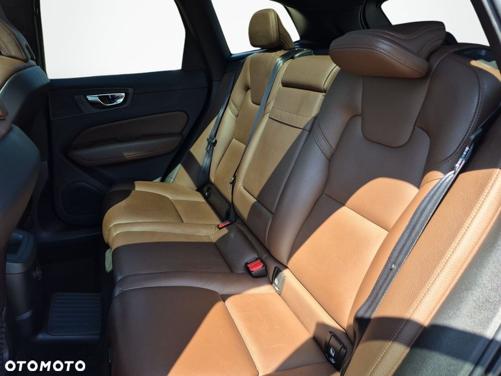 Volvo XC 60 - 14