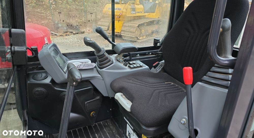 Yanmar Minikoparka SV26 - 7