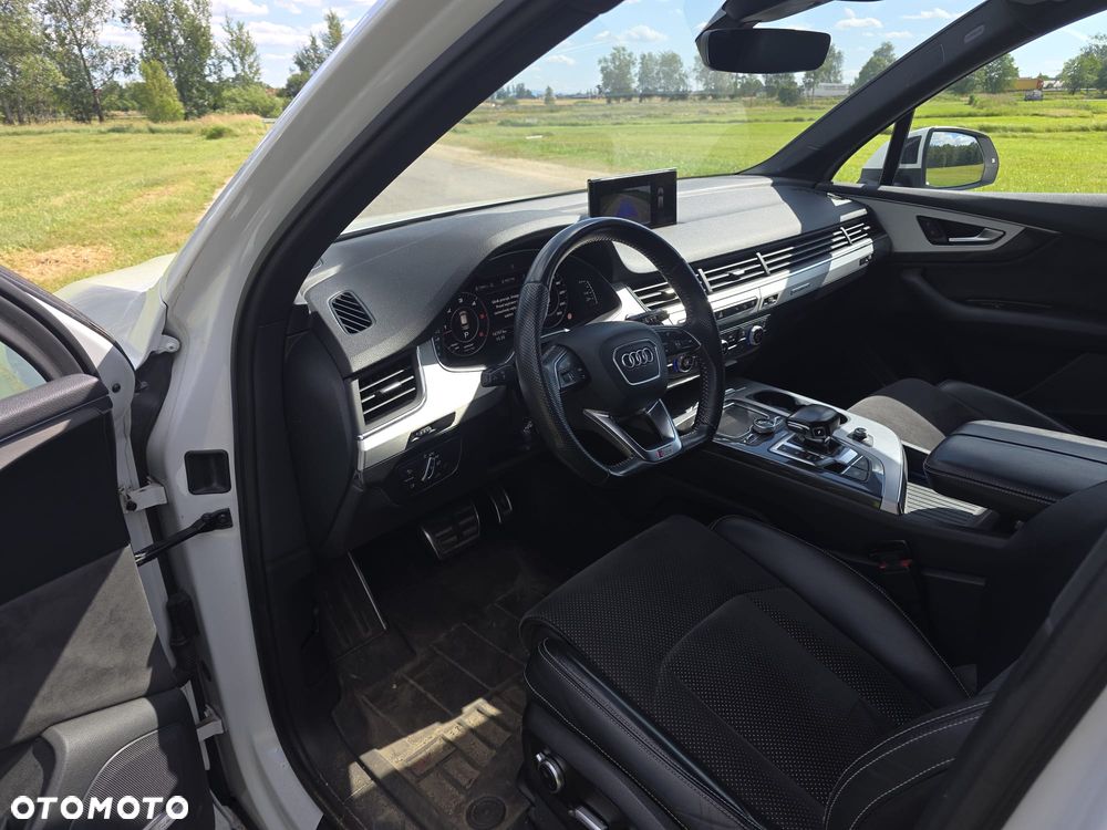 Audi Q7 - 6