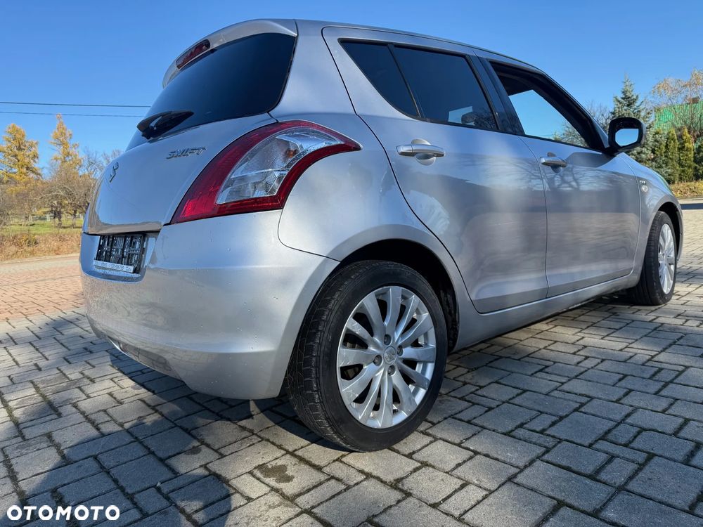 Suzuki Swift 1.3 DDiS 16v GLX DPF - 7