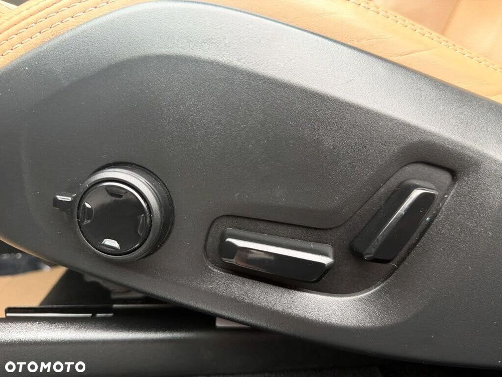 Volvo XC 90 T6 AWD Inscription 7os - 18