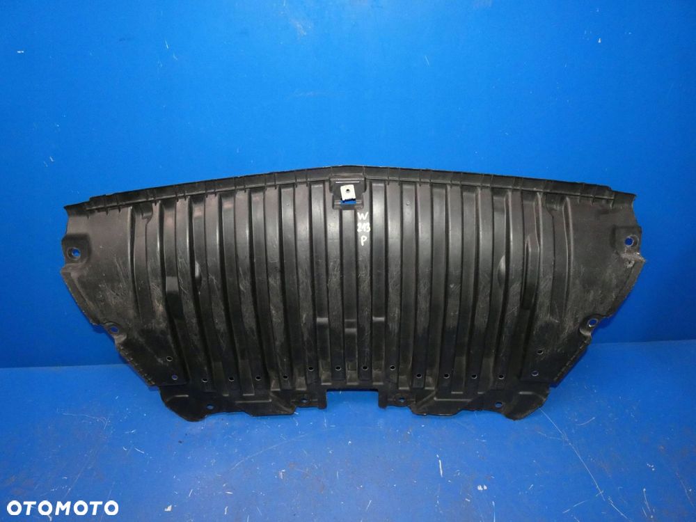 MERCEDES E KLASA W213 OSŁONA PODWOZIA POD ZDERZAK SILNIK PRZÓD - 1