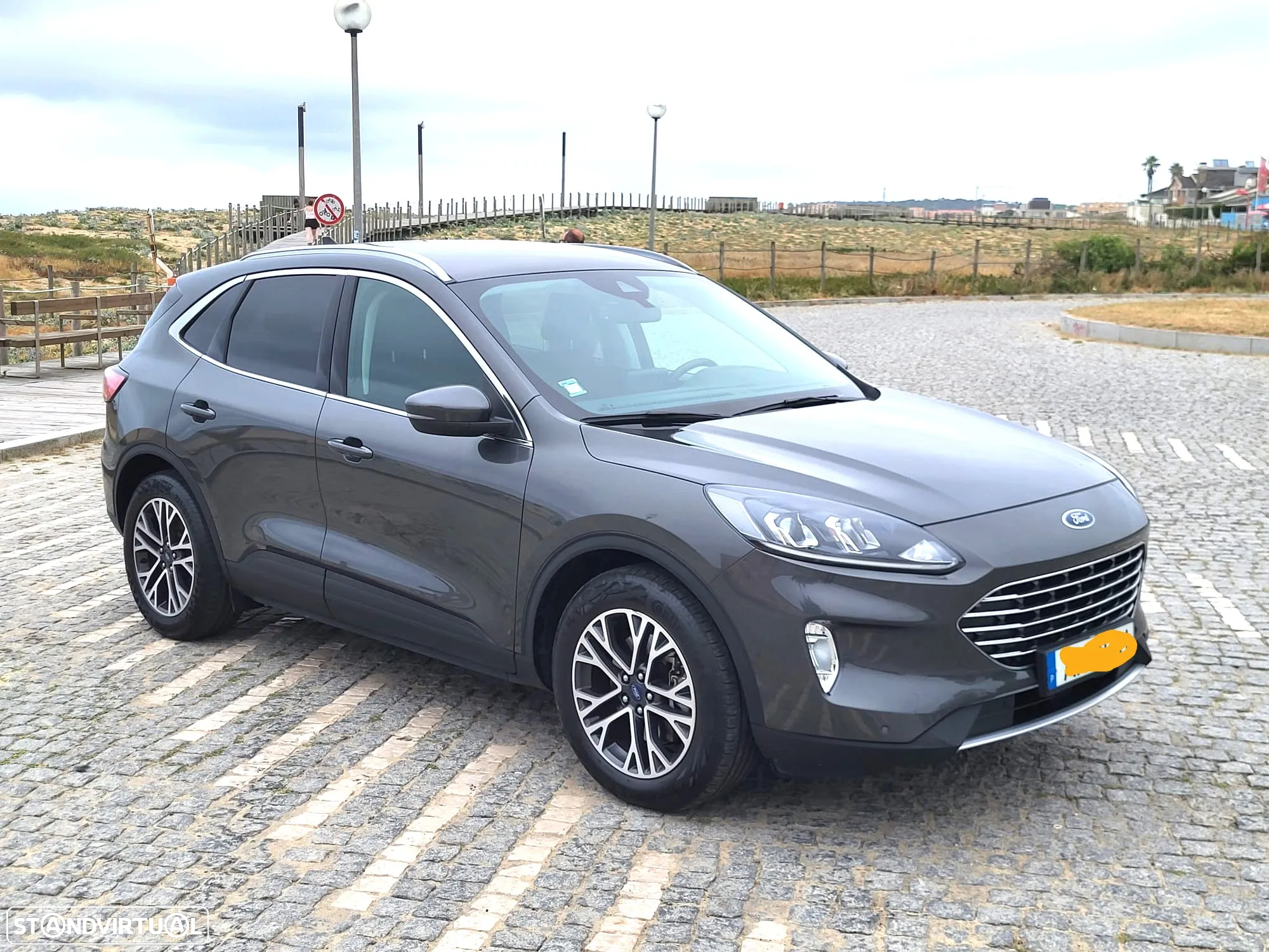 Ford Kuga 2.5 PHEV Titanium - 2