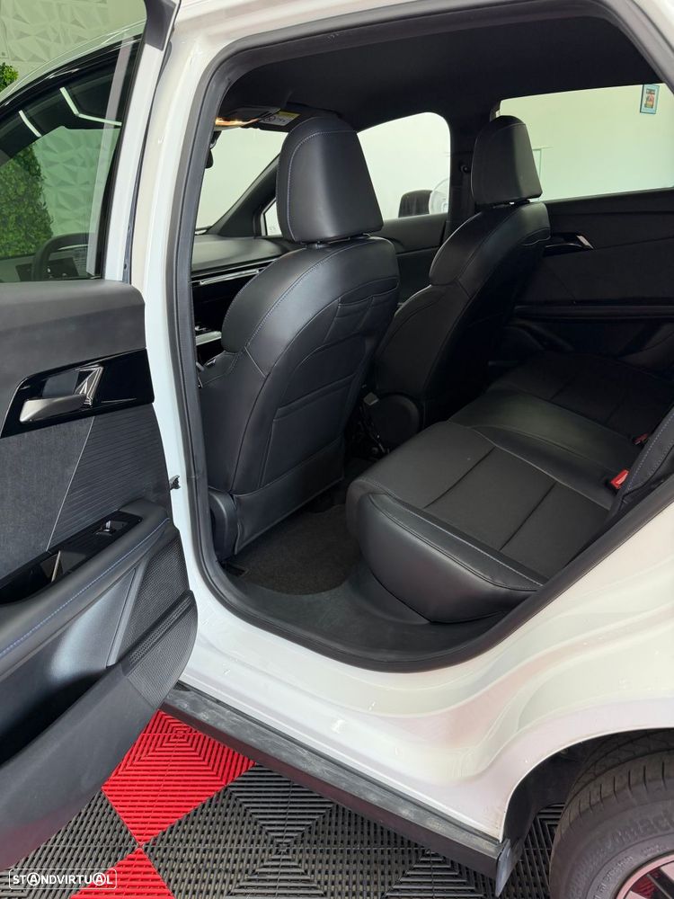 MG MG4 64 kWh Luxury - 14
