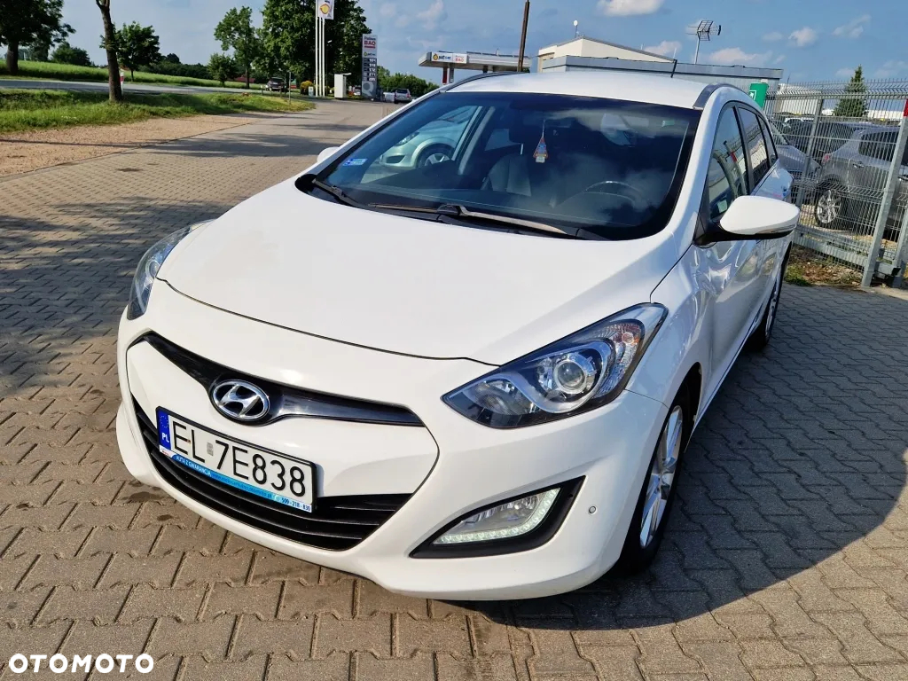 Hyundai i30 1.6 CRDi Premium - 17