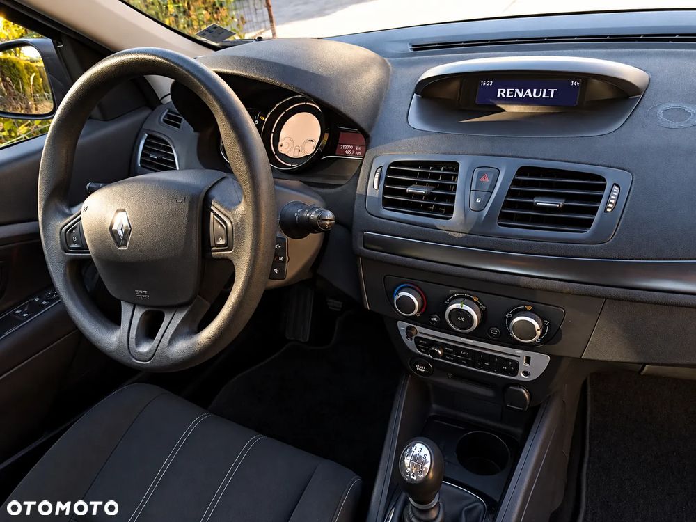 Renault Megane 1.6 16V 110 Authentique - 15