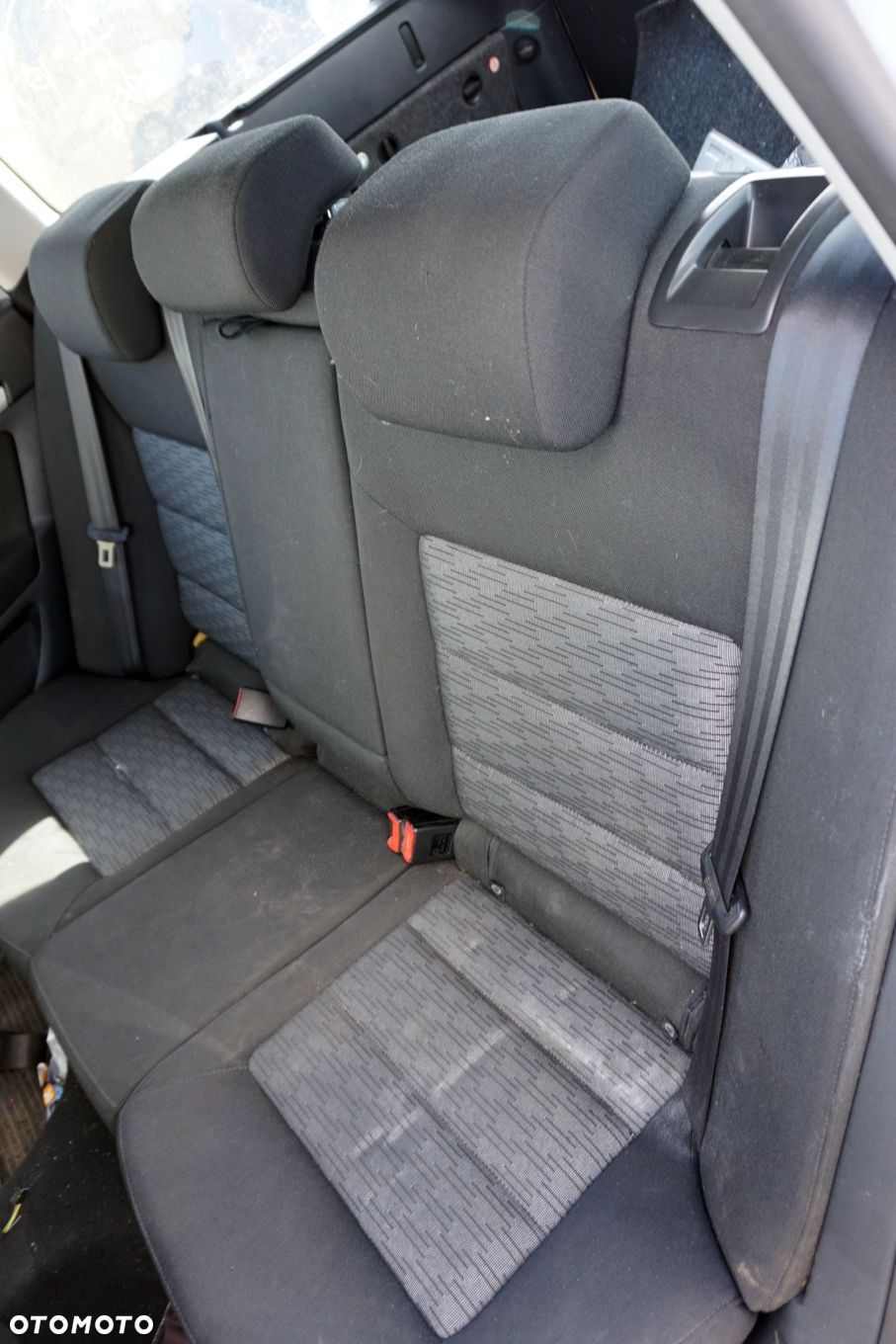 SKODA OCTAVIA II LIFT KOMBI 2012 9156 2.0 TDI CFHC 140KM NFP SREBRNY na części - 12
