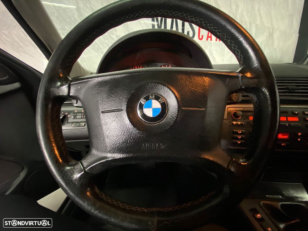 BMW 316 i - 12