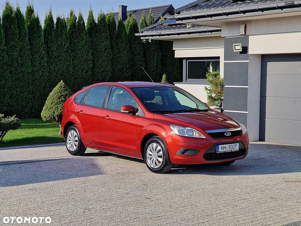 Ford Focus 1.6 16V Ghia - 9