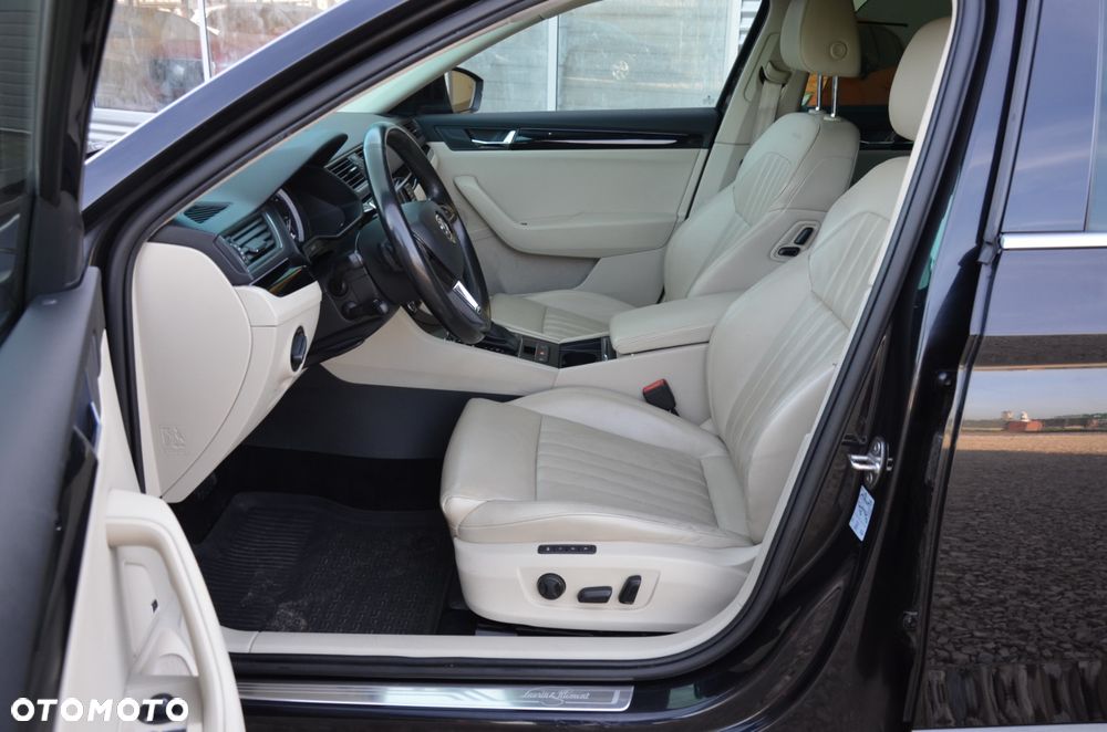 Skoda Superb 2.0 TSI 4x4 L&K DSG - 9