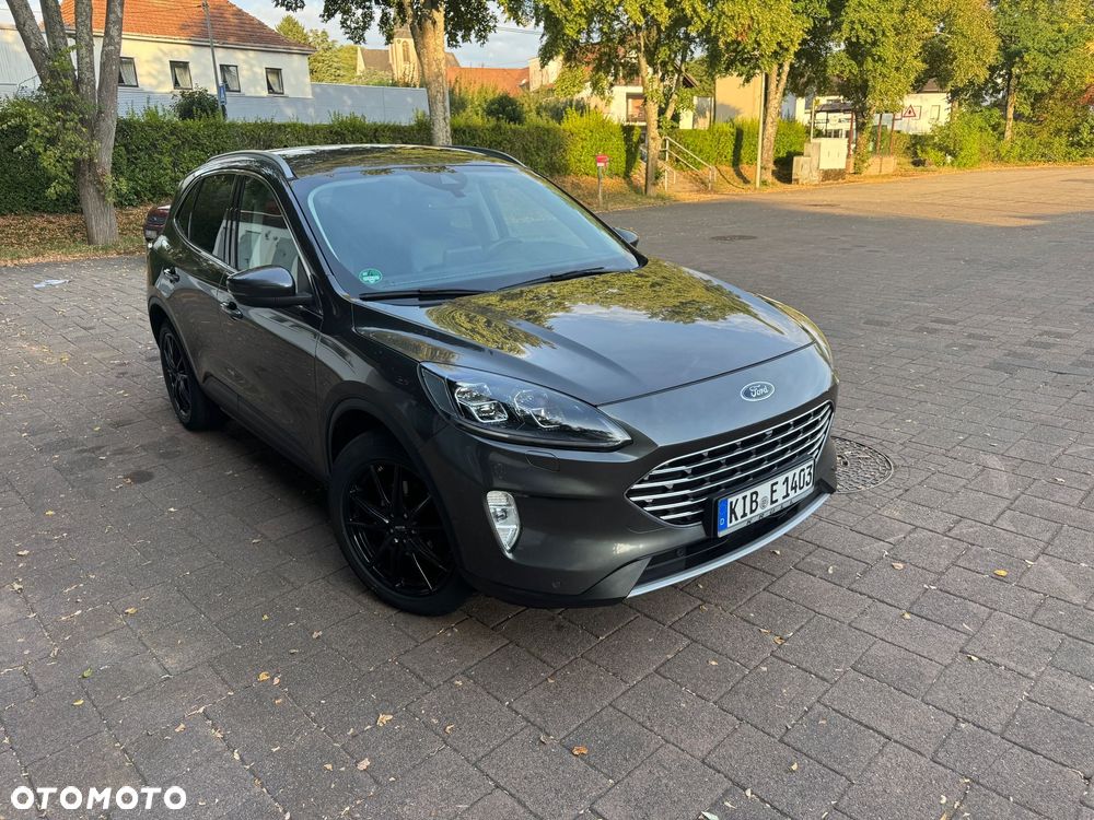 Ford Kuga 2.0 EcoBlue 4x4 TITANIUM - 13