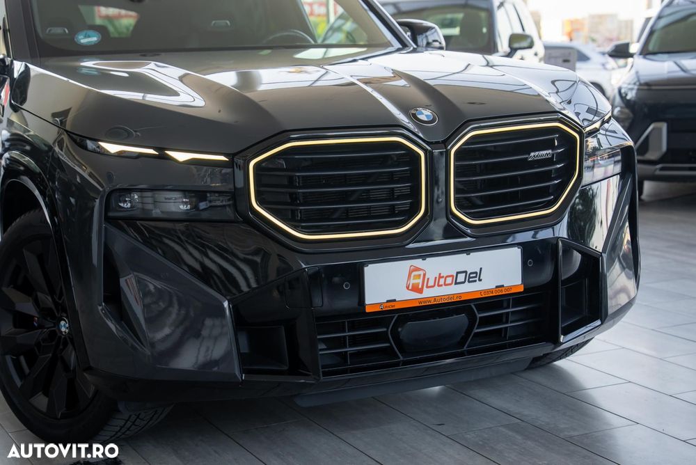 BMW XM 50e - 6