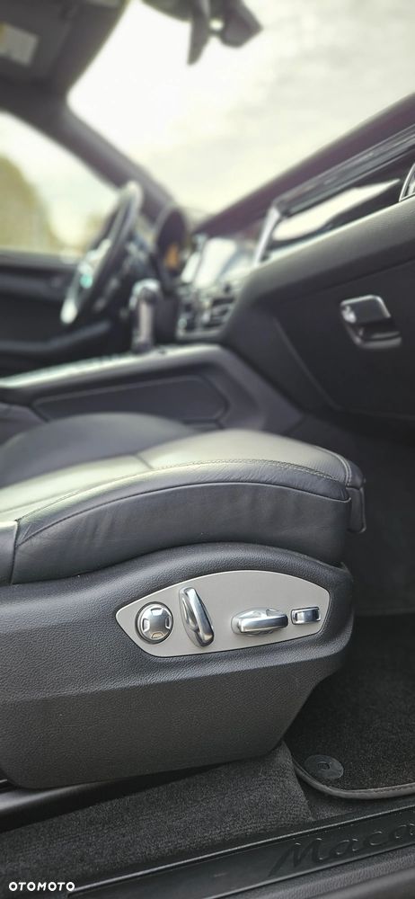 Porsche Macan - 30