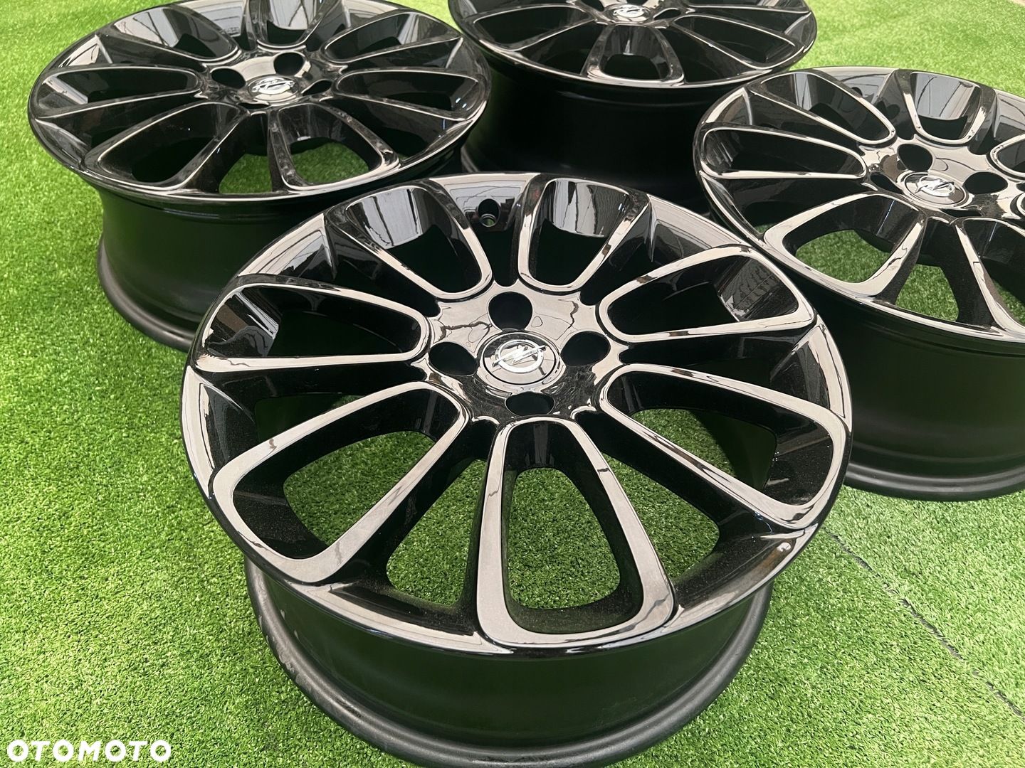 KOMPLET FELG FELGI ALU OPEL CORSA ADAM 17 4X100 ET44 ORYGINALNE IDEALNE - 1