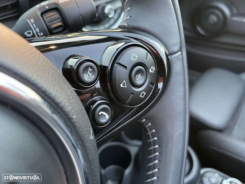 MINI Cabrio Cooper Auto. - 33