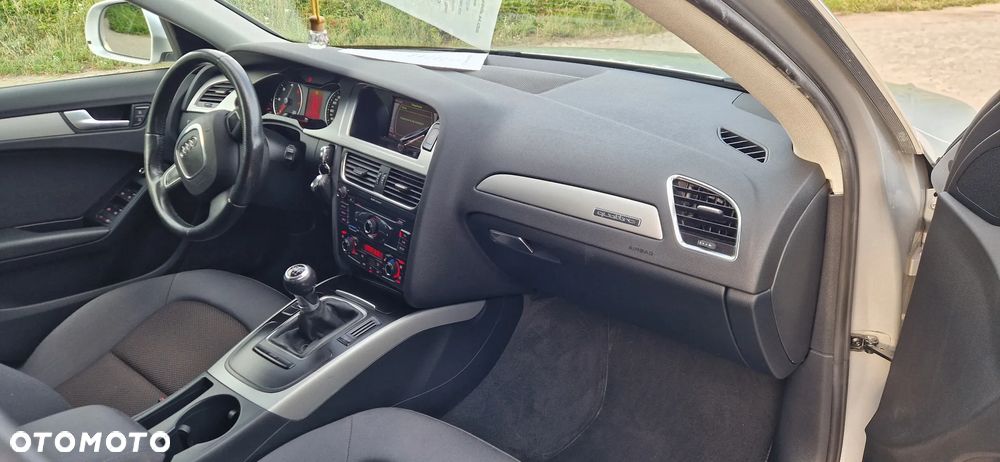 Audi A4 Allroad - 13