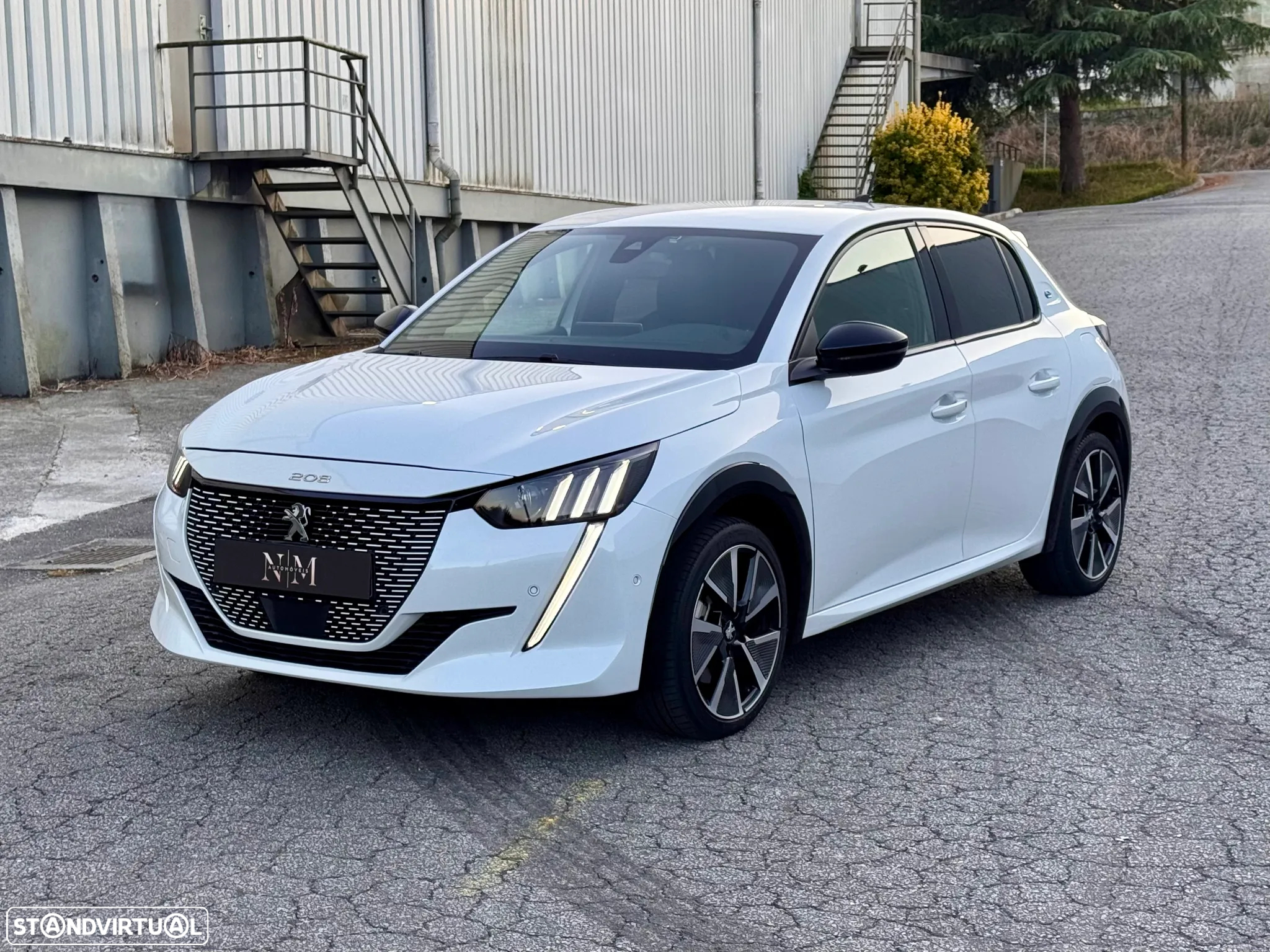 Peugeot e-208 50 kWh GT - 18